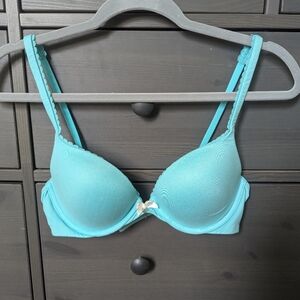 Victoria's Secret Body by Victoria Push Up Bra